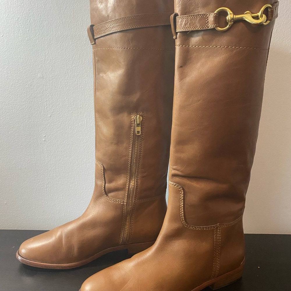 Coach Laguna Leather Boot (Style A7670)